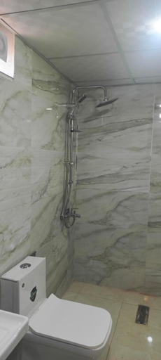 Bathroom 3, Wadi Rum camp, Quaira