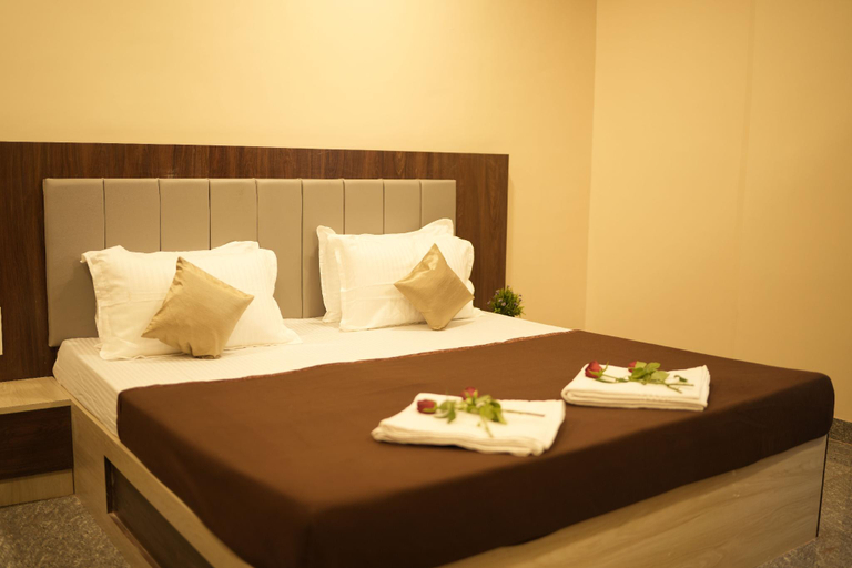 Bedroom 5, Hotel Sitara Inn, Ratnagiri