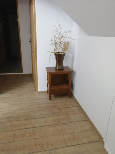 Others 5, Casa Continentelor, Campulung
