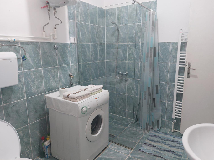 Bathroom 3, Apartman Central, Ruma