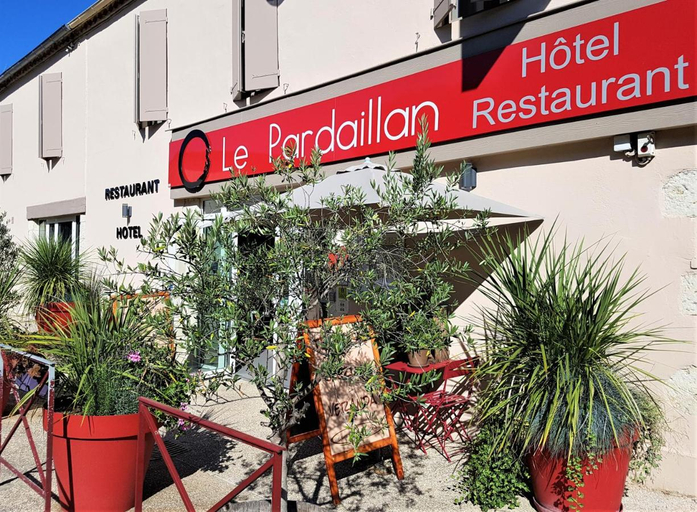 Exterior & Views 5, Logis Hotel Le Pardaillan, Gers