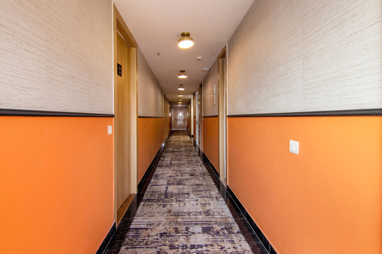 Public Area 3, The Orion Elite, West