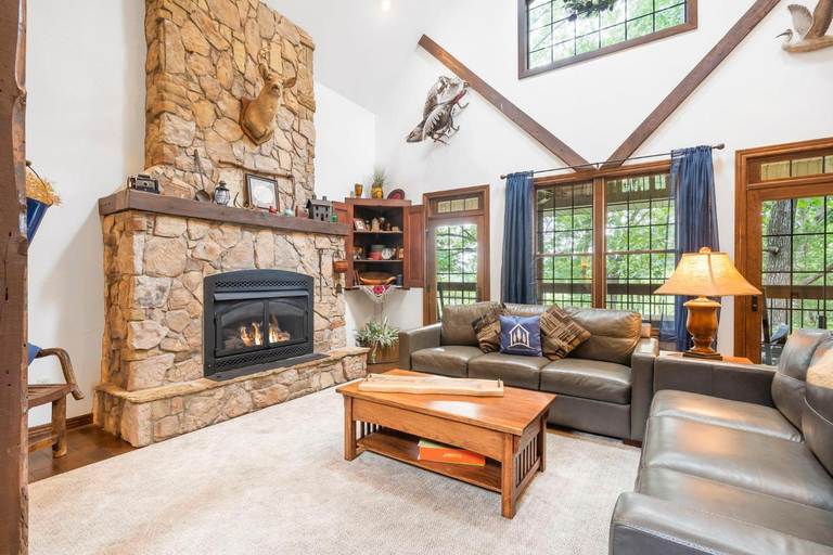 Others 4, Meadows Edge Lodge with GameRoom, Stone
