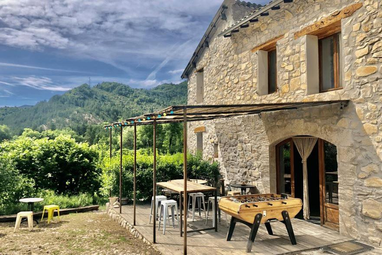 Others 4, Gite d'etape Bastide Petra Castellana Verdon, Alpes-de-Haute-Provence