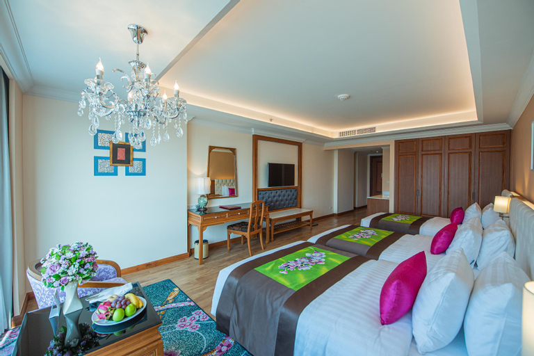 Bedroom 12