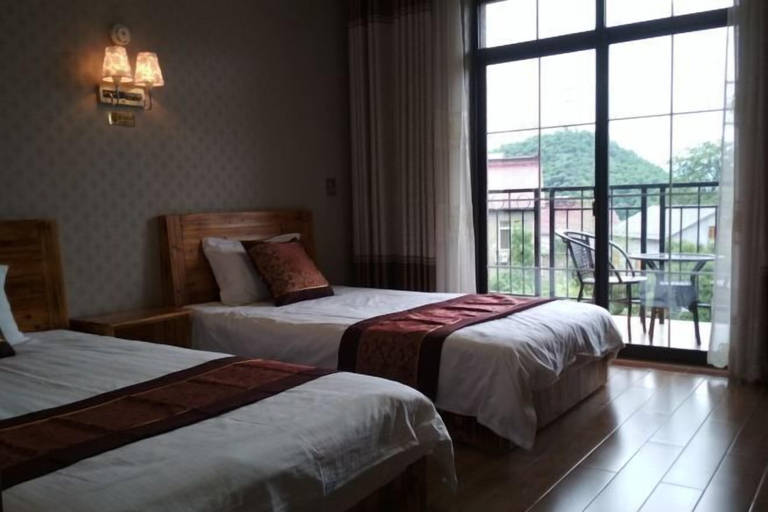 Bedroom 3, Dongshan Yunju Hotel, Huzhou