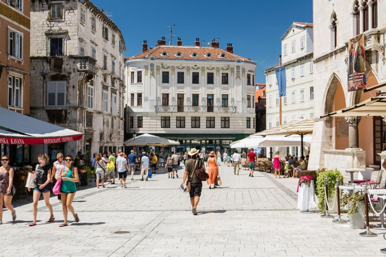 Others 3, Apartment in Split with balcony, air conditioning, W-LAN, washing machine 4656-1, Split