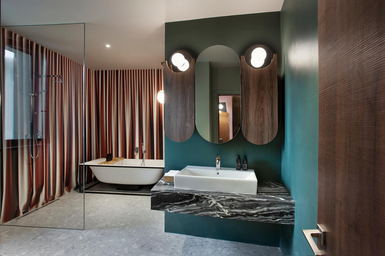 Bathroom 4, Room 12, Municipiul Bucuresti
