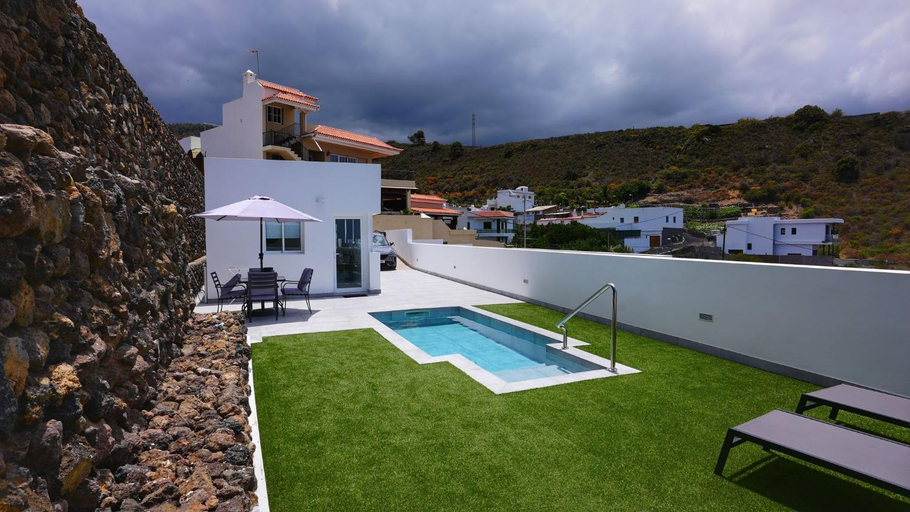 Others 2, Mireya home, Santa Cruz de Tenerife