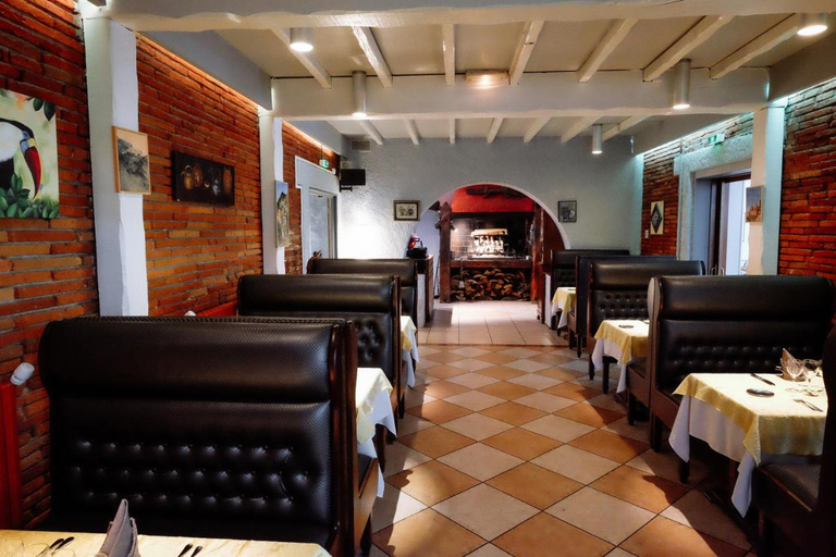 Public Area, Logis Hotel l'Enclos, Haute-Garonne