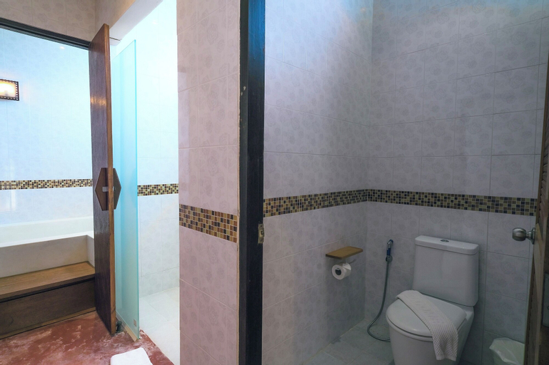 Bathroom 3