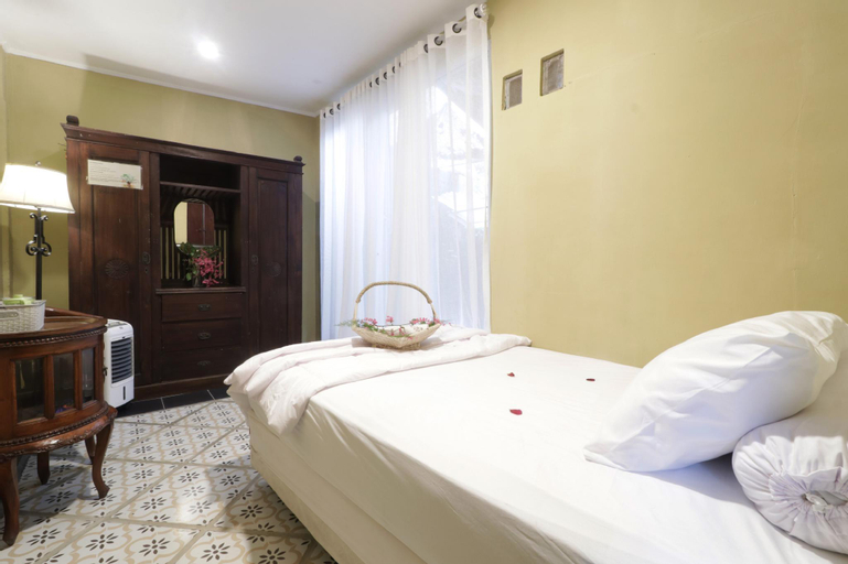 Bedroom 8