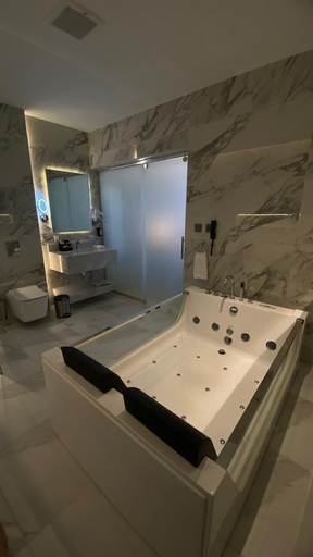 Bathroom 5, Shada Sea Hotel