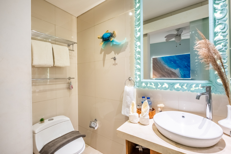 Bathroom 11
