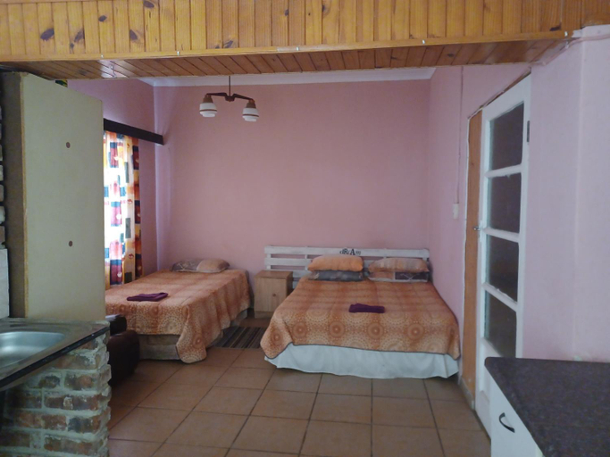 5, Khaya Langa Guest House, Nkangala