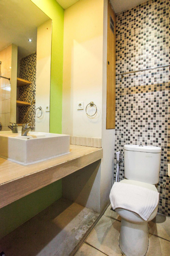 Bathroom 2