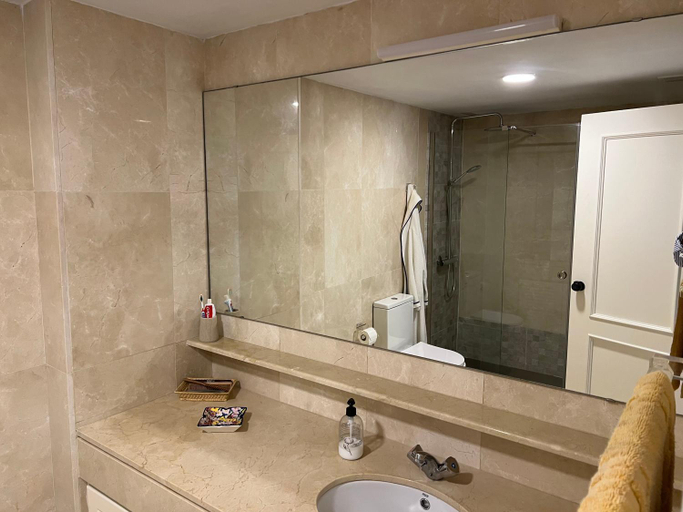 Bathroom 2, Apartamento Puerto Sotogrande Marina, Cádiz