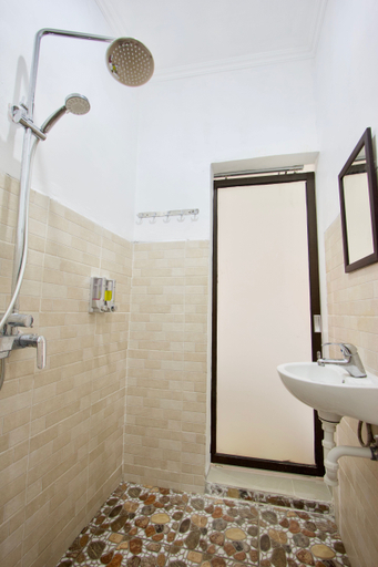 Bathroom 4, Nusa Penida Homestay, Klungkung