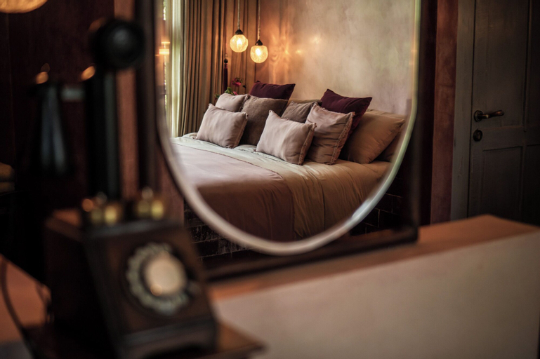 Bedroom 13