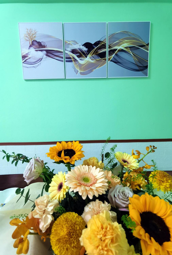 Food & Drinks, Comfy Sleep PSR 3BR Condo MRT & Diverse Eateries, Seri Kembangan