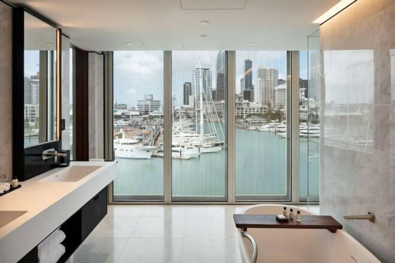 Bathroom 4