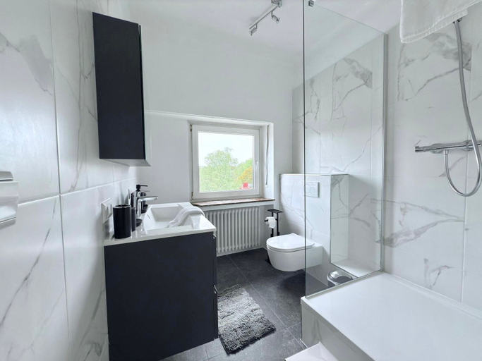 Bathroom, Charming 5 bedrooms Home, Luxembourg