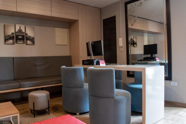 Public Area 2, Cadena Hotelera Rey.es, Santafé de Bogotá