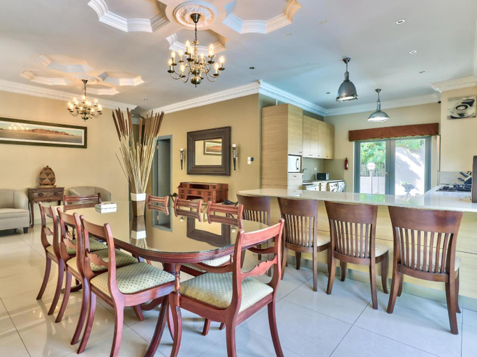Food & Drinks 5, Villa Jesdene, City of Cape Town