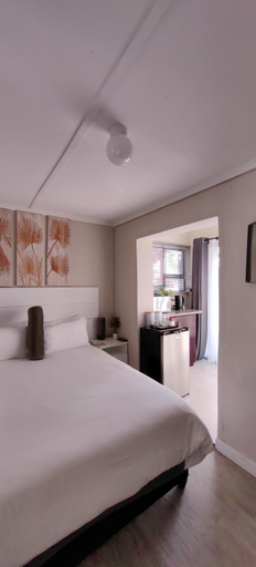 Others 2, Emerald Boutique Guesthouse, Chris Hani