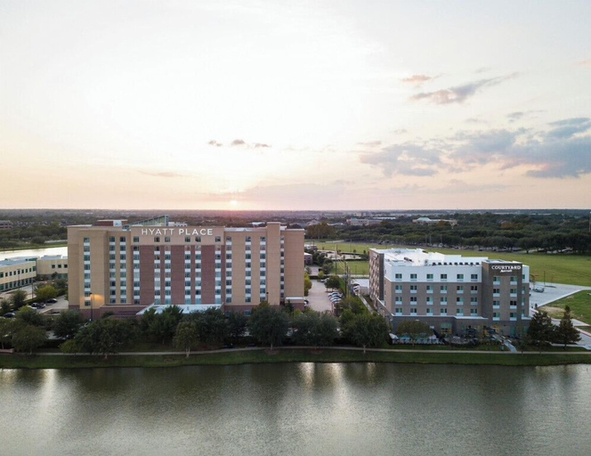 Exterior & Views 2, Courtyard by Marriott Houston Sugar Land/Lake Pointe, Fort Bend
