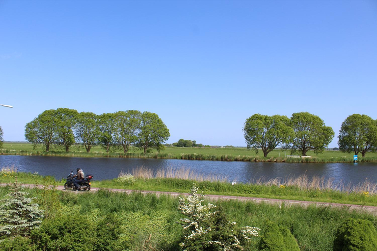 Others 3, Guesthouse at the Amstel river with 2BR 2BA and garden, Amstelveen