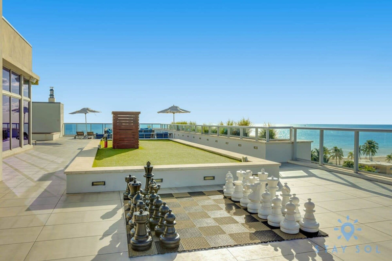 Room 5, Best Stay Rooftop Pool Hollywood Beach Board Walk, Broward