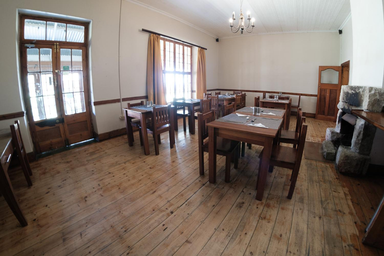Food & Drinks 2, The Border Post, Bed and Breakfast, Uthukela