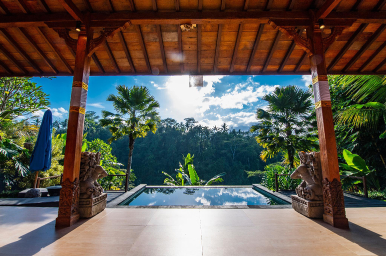 Swimming Pool 8