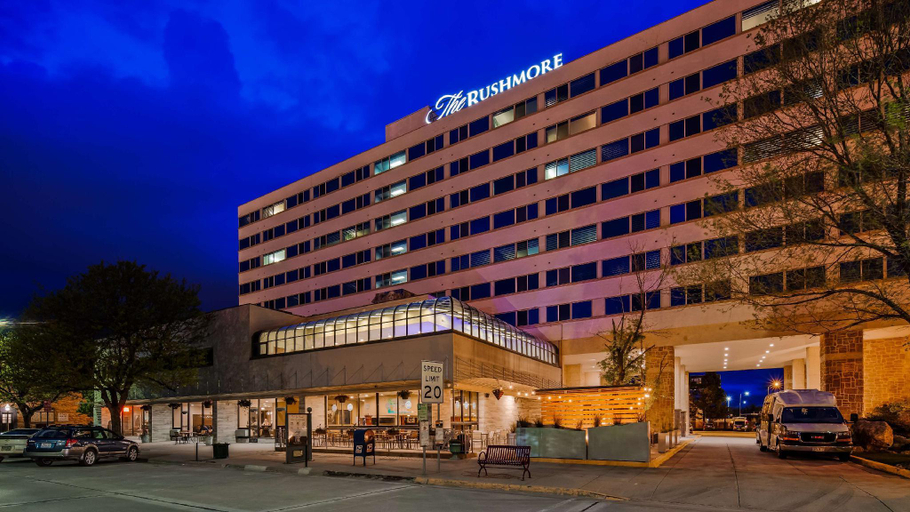 Exterior 8