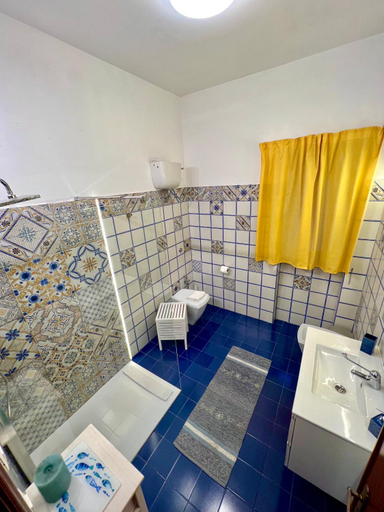 Shower 3, Villa Nina Amalfi, Salerno