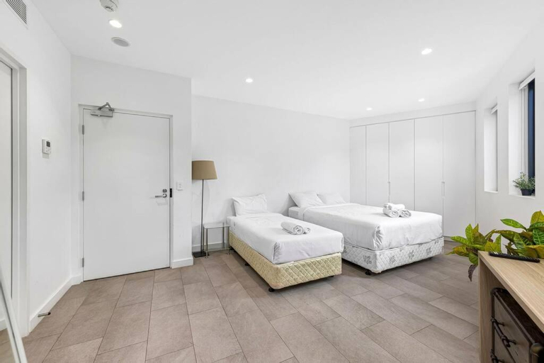 Others 3, Studio for long term tenants in Strathfield CBD, Burwood