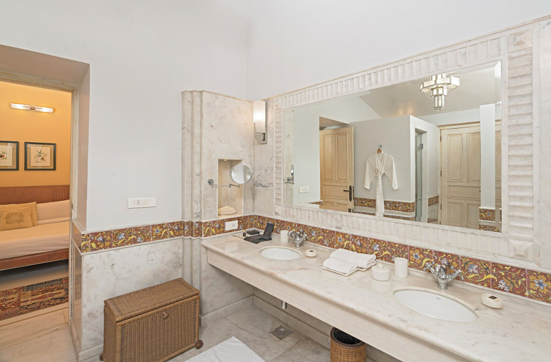 Bathroom, Raj Niwas Palace, Dhaulpur