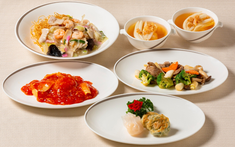 Food & Drinks 11