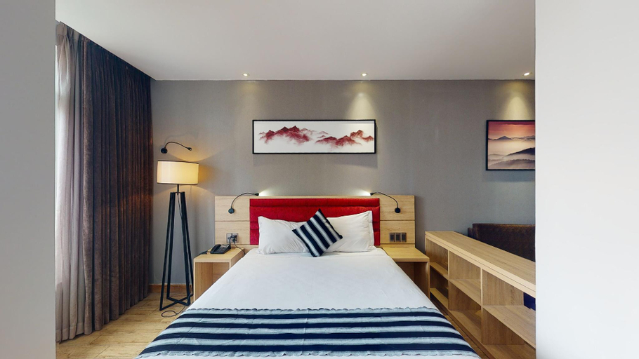 Bedroom 9