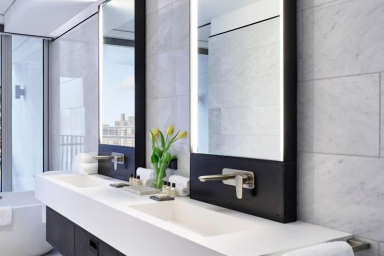 Bathroom 13