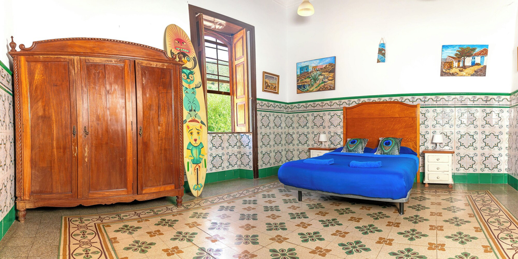 Bedroom 4, Atlantis Surf Hostel, Las Palmas