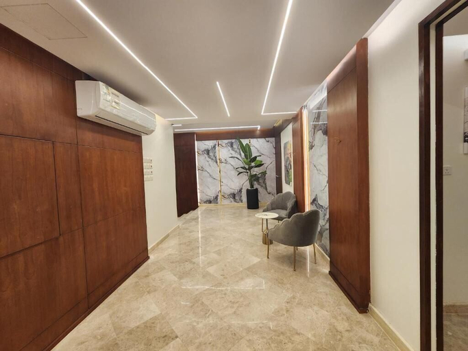 Others 5, kanaf hotel