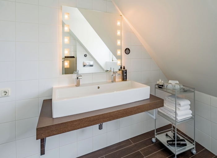 Bathroom 4, rugs HOTEL Köln, Köln