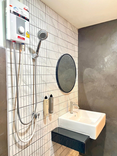 Bathroom 3, Bedter Hotel Phang Nga, Muang Phangnga