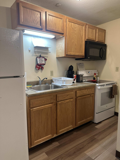 Room 4, 2 Bedroom 2 Bath Heart of Downtown PGH, Allegheny