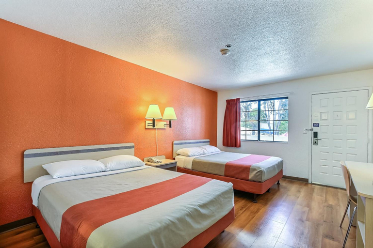 Bedroom 11