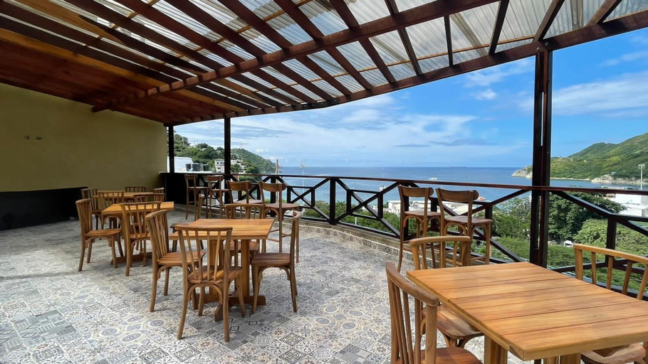 Food & Drinks, Cabanas Paraiso, Santa Marta (Dist. Esp.)
