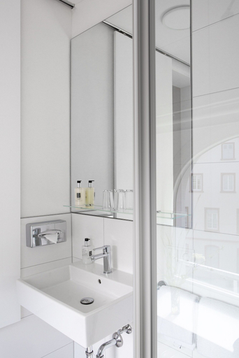 Bathroom 5, Hotel Kredell, Rhein-Neckar-Kreis
