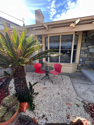 Exterior & Views, West Beach House 4U, Adelaide